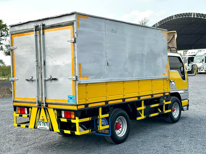 𝐈𝐒𝐔𝐙𝐔 𝐍𝐊𝐑 เครื่อง 100 แรง หัวการ์ตูน กระบะคาร์โก้ ร้อมตู้ทึบ 𝐈𝐒𝐔𝐙𝐔 𝐍𝐊𝐑 เครื่อง 100 แรง หัวการ์ตูน กระบะคาร์โก้ ร้อมตู้ทึบ