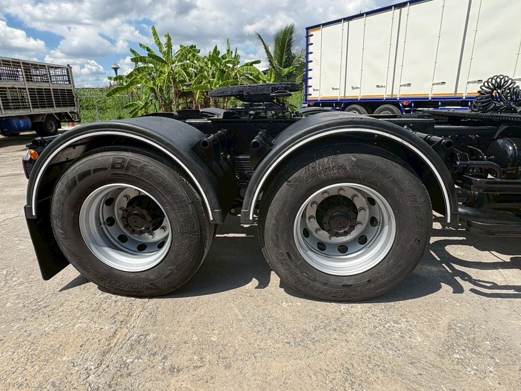 หัวลาก Hino Victor 344 ปี 61 ราคา 1,480,000 บาท