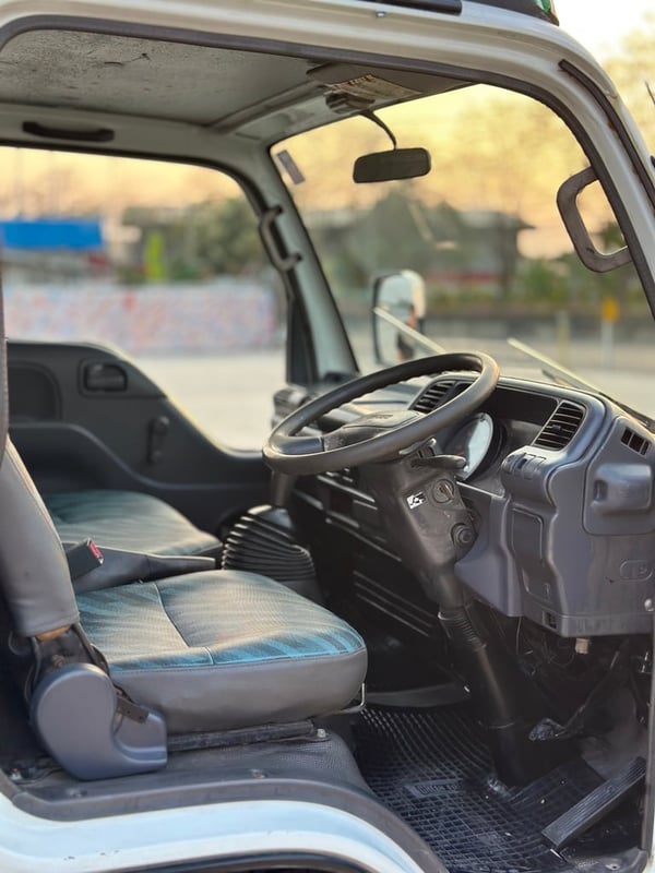 𝐈𝐒𝐔𝐙𝐔 𝐍𝐊𝐑 หัวการ์ตูน - 4ล้อ กระบะพร้อมคอกเหล็ก ยาว 3.10ม