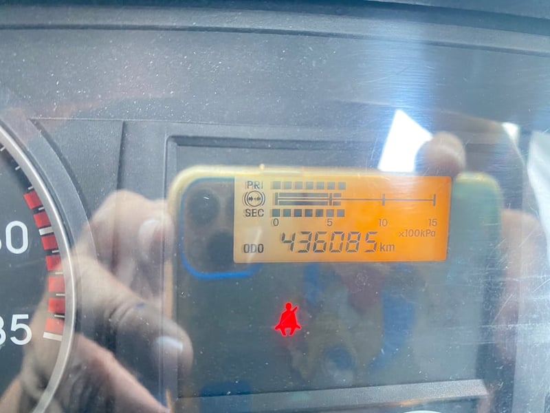 Isuzu FVM 240 เเรง  เพลาเดียว 7.8เมตรปี 61 ราคา 1,300,000 บาท 