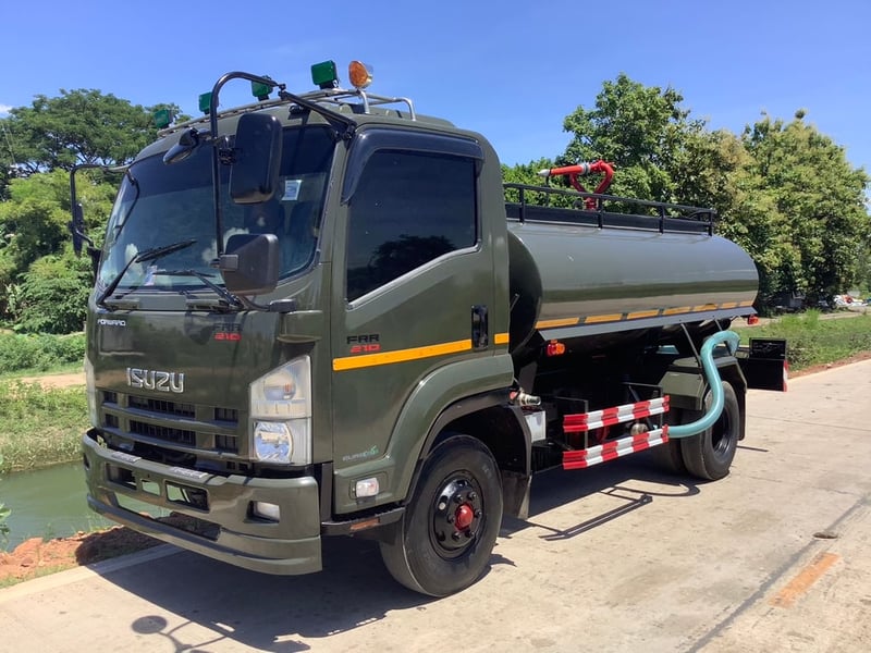 ISUZU FRR210 ยูโร3 ปี56 ถัง 5,000 ลิตร 