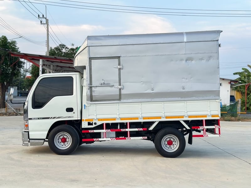 𝐈𝐒𝐔𝐙𝐔 𝐍𝐊𝐑 หัวการ์ตูน - สีเทาตู้ทึบ 