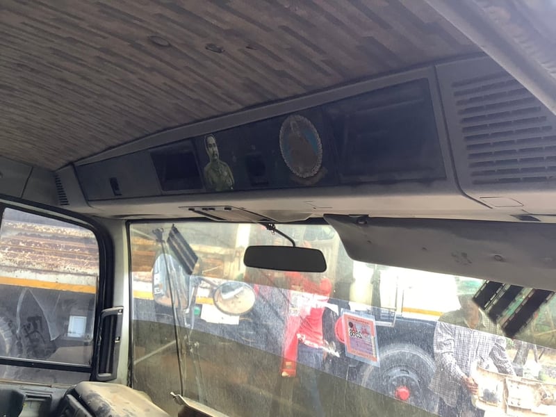 หัวเก๋งHino10ล้อไฮเทค เก่า เดิมๆขายตามสภาพ  