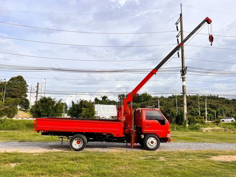 TOYOTA DYNA เครื่อง 14B  ติดเครน TADANO 2.5 ตัน  3 ปลอก 