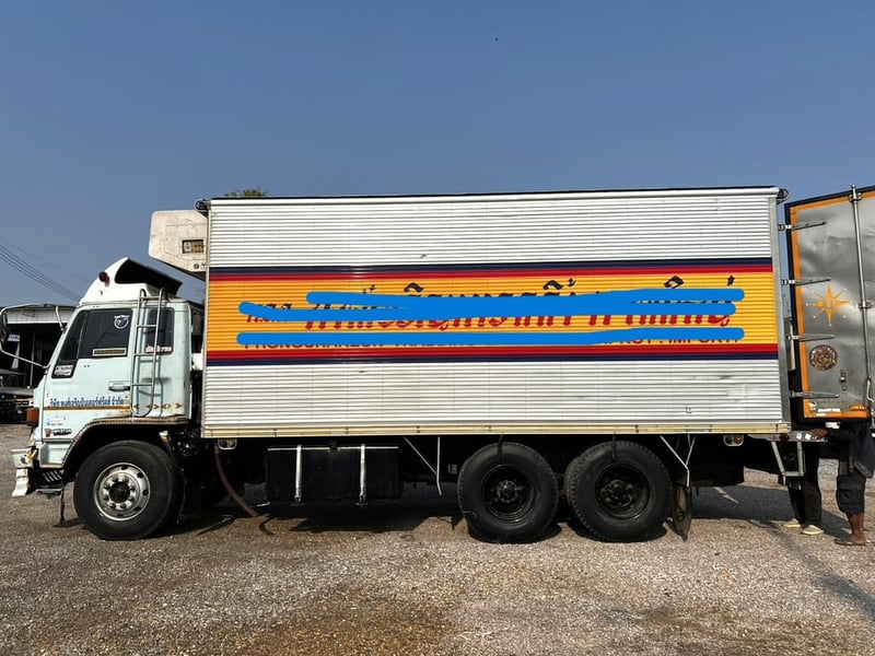 10ล้อ ตู้เย็น Rocky ISUZU FVM 195แรง ปี39 