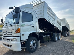 ฮีโน่ FM2P 380 พ่วงแม่+ลูก ปี 57 สามมิตรดั้ม แม่ 6.00  ลูก 6.5  สูง 1.60 ม.