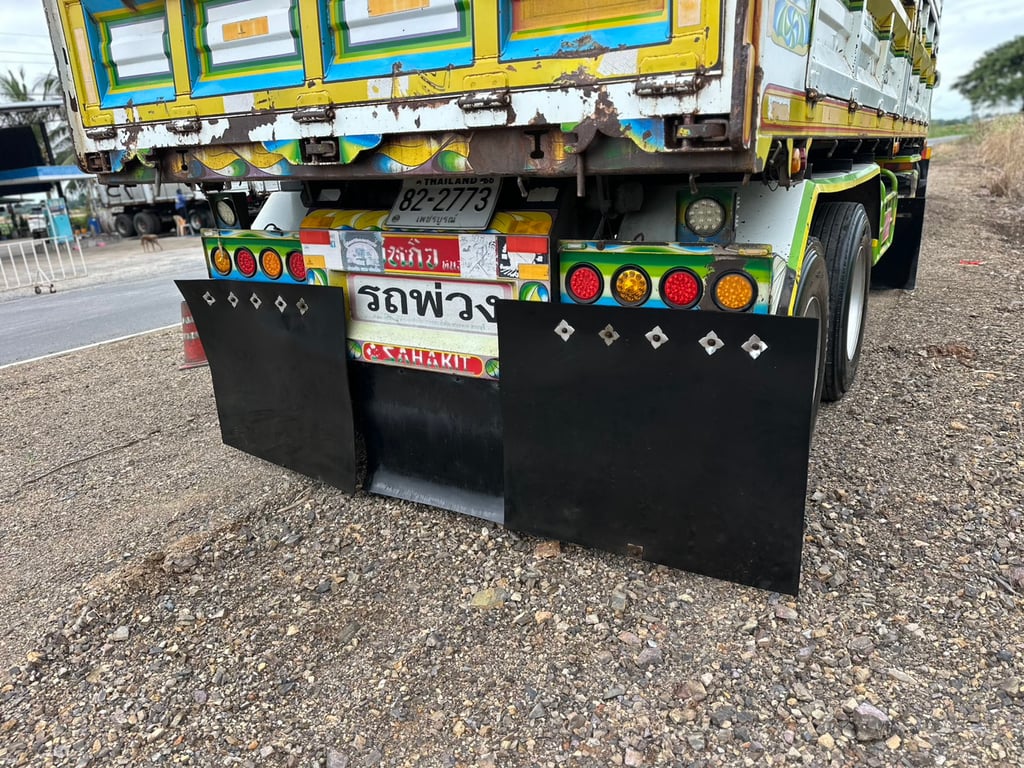 FXZ 360 ปี 56 ไมล์น้อย 573,000 กม. แม่ 12 ล้อ ยาว 6.2 ม. ตัวลูก 3 เพลา 7 ม.ดั้มแม่ลูก FXZ 360 ปี 56 ไมล์น้อย 573,000 กม. แม่ 12 ล้อ ยาว 6.2 ม. ตัวลูก 3 เพลา 7 ม.ดั้มแม่ลูก