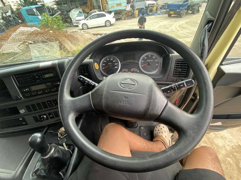 Hino Profia s700 เครื่อง E13C MT 7 Speed แท่นเตี้ย 12 ล้อ 