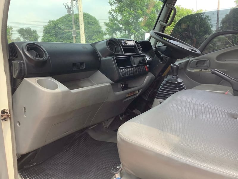 Hino 6 ล้อ คอก ดูโท้150แรง ยูโร3 ปี 55 Hino 6 ล้อ คอก ดูโท้150แรง ยูโร3 ปี 55