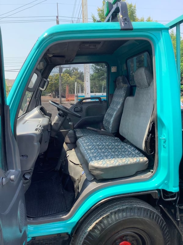 Isuzu 4 ล้อ NKR 100แรง ยูโร2 ปี44 