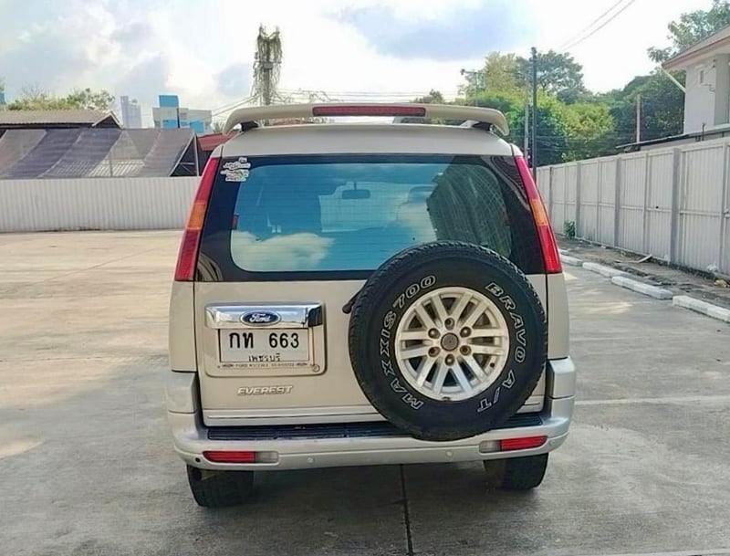 FORD EVEREST 2.5 ดีเซล เกียร์ออโต้ ปี47