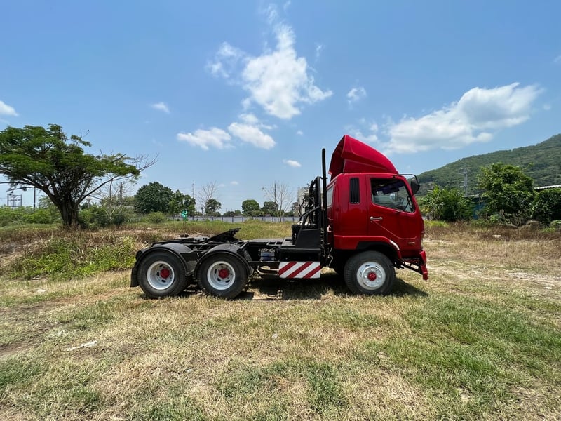 หัวลาก HINO 2 เพลา 285 แรง เทอร์โบ  6 เกียร์  หัว M6 ลงเล่มแล้ว ทะเบียน ม.79 