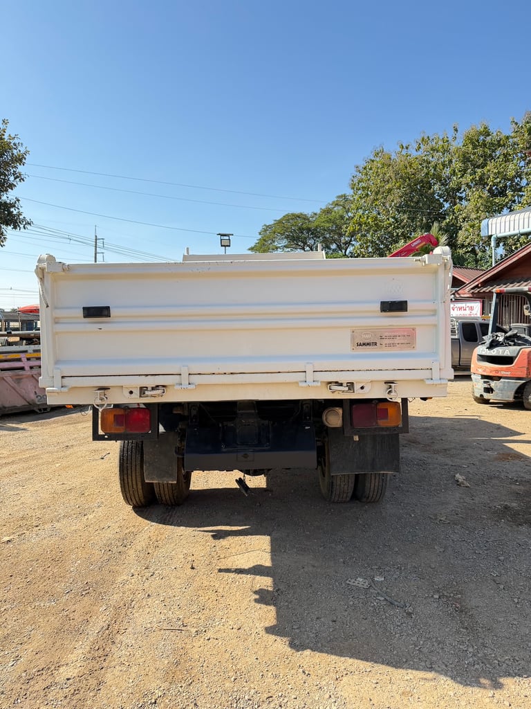 Hino 6 ล้อ 175 แรง ดั้มพ์ 3คิว 