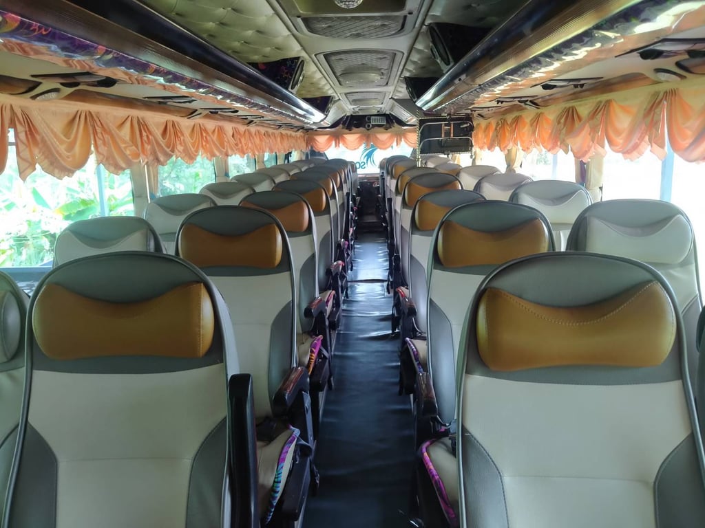 รถบัส พร้อมใข้งาน ราคา 750,000 