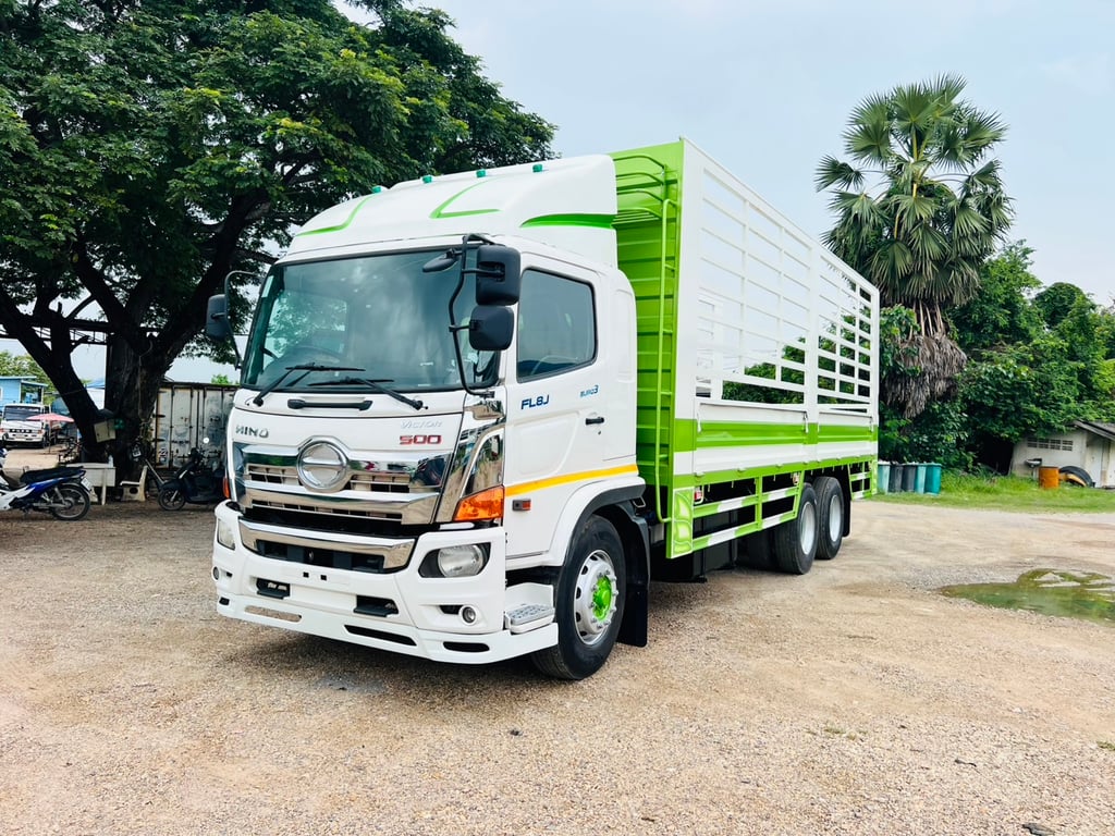 HINO VICTOR 260 ปี 60 ยาว 7.50 กะบะคอกต่อใหม่ HINO VICTOR 260 ปี 60 ยาว 7.50 กะบะคอกต่อใหม่