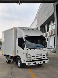 ISUZU NLR130 ปี58 ตู้แห้ง ยาว3เมตร 