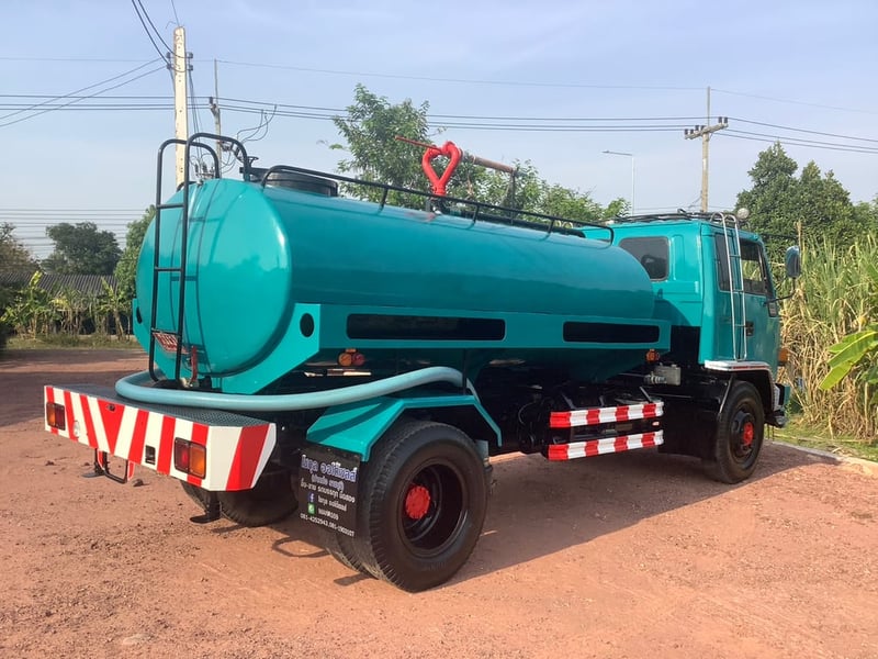 6 ล้อ Isuzu FTR195แรง รถน้ำ 38 รถน้ำ 6,000 ลิตร 6 ล้อ Isuzu FTR195แรง รถน้ำ 38 รถน้ำ 6,000 ลิตร