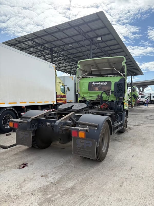 หัวลาก 6 ล้อ #HINO #FG8J 212 ปี 55 มี 3 คัน