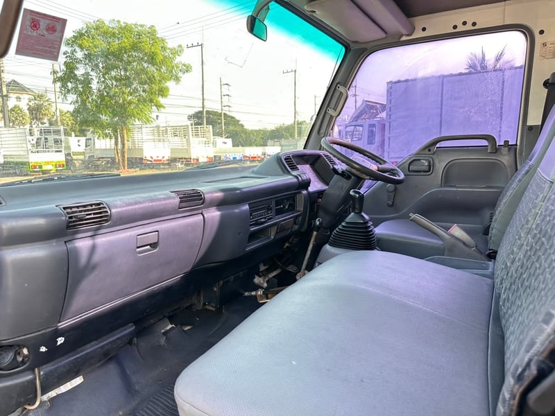 ISUZU NPR ตาเพชร ปี51 เครื่อง 4HG1 135แรง  