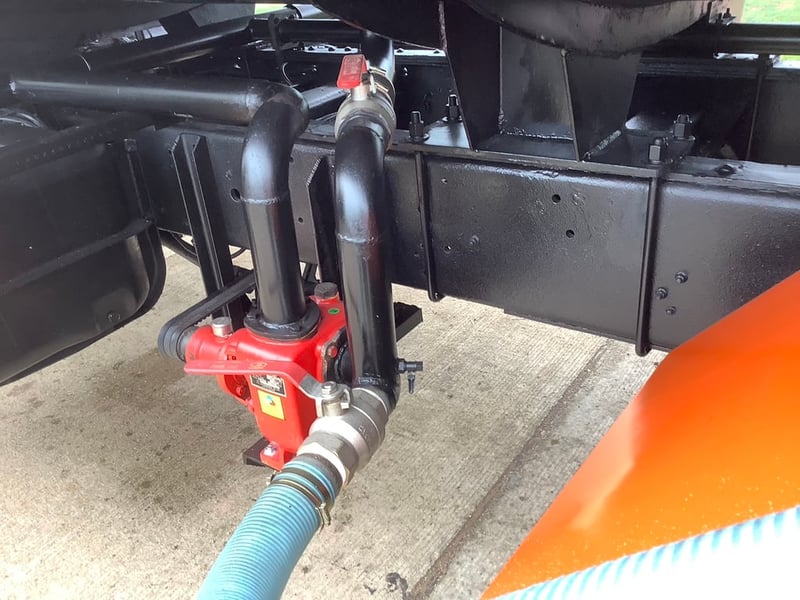 มิตซู 10 ล้อ ไอหลง 2 เพลา ปี46 ถัง 15,000 ลิตร มิตซู 10 ล้อ ไอหลง 2 เพลา ปี46 ถัง 15,000 ลิตร