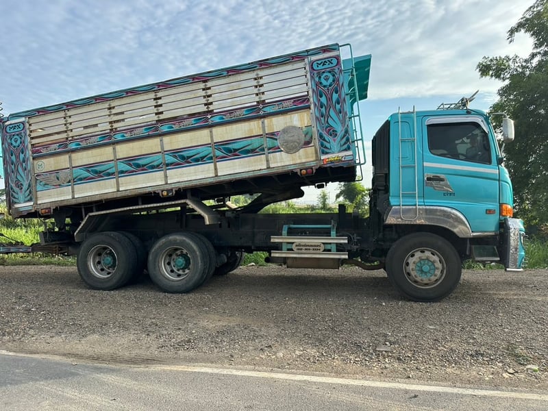 Hino 344 ปี 66 ดั้มกระบะมิเนียม ไมล์น้อย มือเดียวป้ายแดง 
