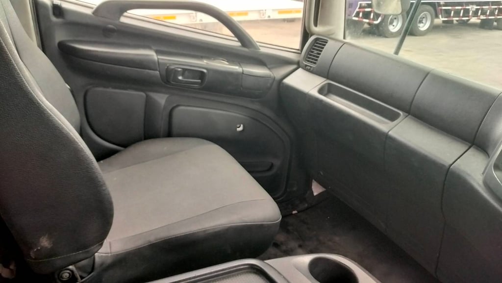 หัวลากฮีโน่เมก้า ซีรี่ย์ 500 FM2P 380แรง ปี 2557 