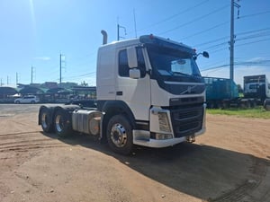 หัวลาก 10 ล้อ VOLVO 440 แรง ปี 58  ยกล้อ ถุงลม 