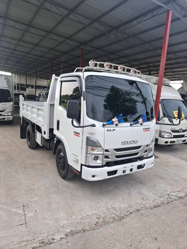 Isuzu NMR130 รภดั้มพ์ ปี65 ไมล์ 3หมื่นโล Isuzu NMR130 รภดั้มพ์ ปี65 ไมล์ 3หมื่นโล