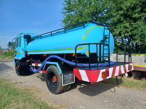 มิตซู 6 ล้อ FK458(195แรง)เพลาบุ๋มปี 49  รถน้ำ 6,000 ลิตร