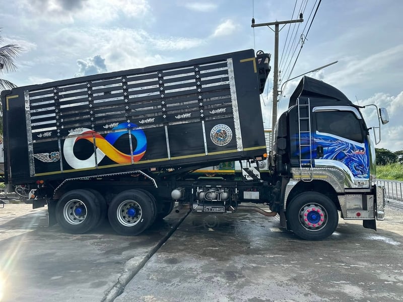 ISUZU 360 ปี 61 ดั้มเกษตรอู่ ซีที ทรัค ใส่ของ 31 ตัน 