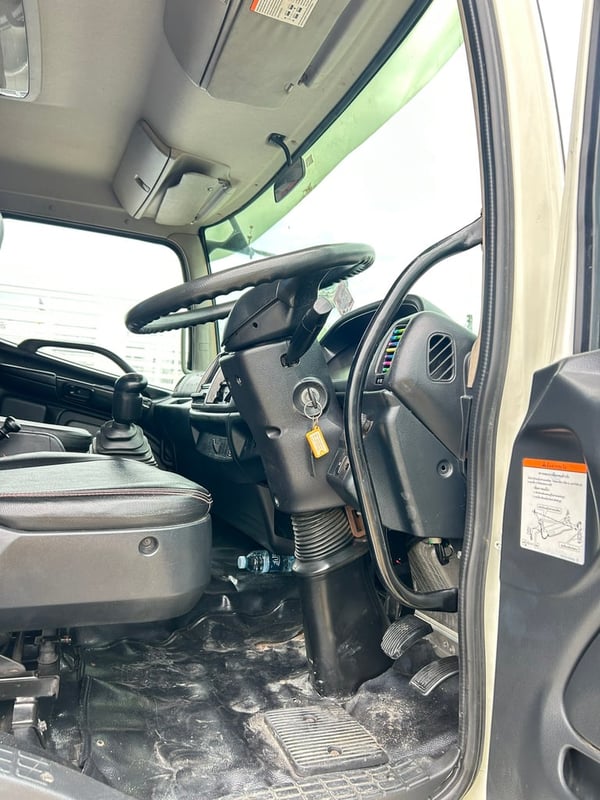 10ล้อHINO รุ่นFL8j เครือง260 กระบะบรรทุกยาว7.5ม.  