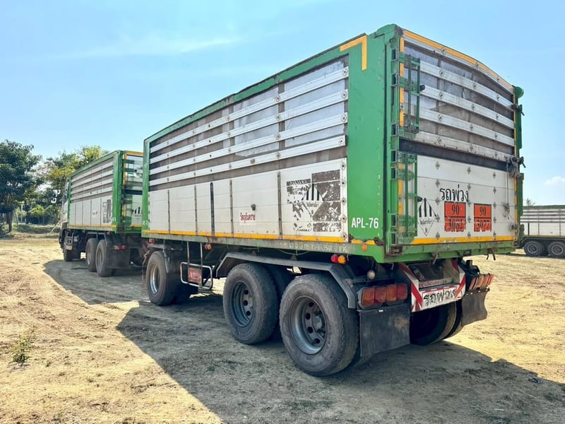 UD Truck CWE 350 ทะเบียน AP76 - 67-2573 , 67-2574