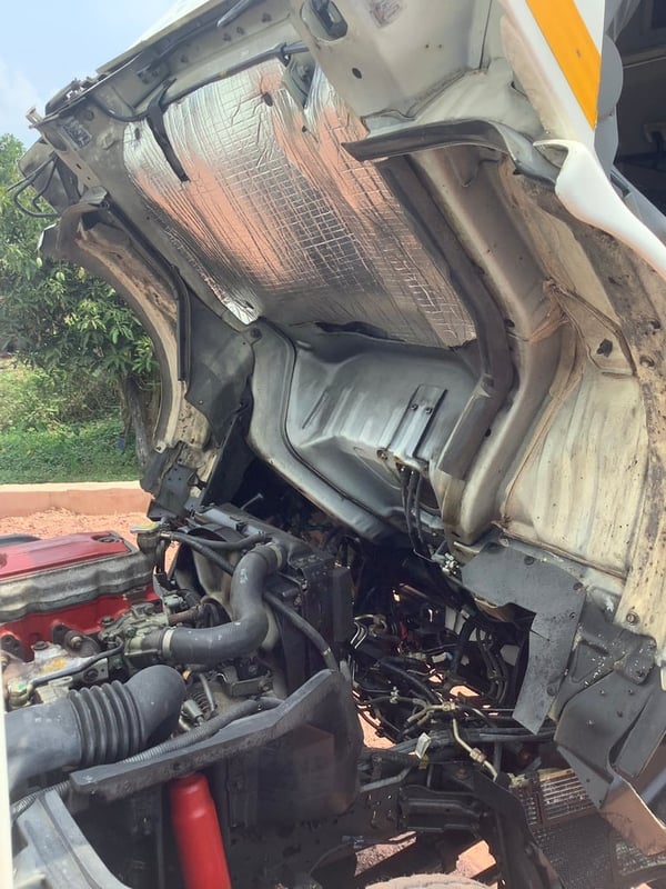 Hino 6 ล้อ คอก ดูโท้150แรง ยูโร3 ปี 55 Hino 6 ล้อ คอก ดูโท้150แรง ยูโร3 ปี 55