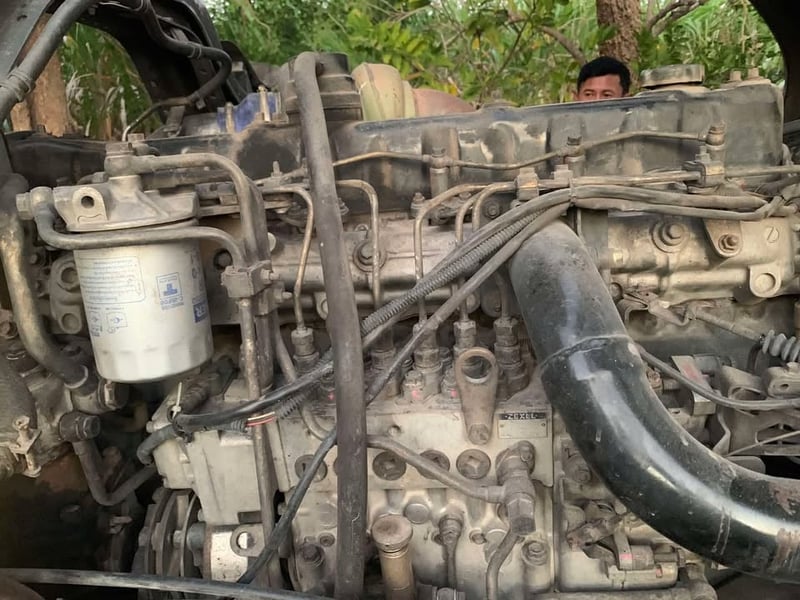 ISUZU deca 270 รถบรรทุก 12ล้อ ดั้มพ์แม่-ลูก ปี2004