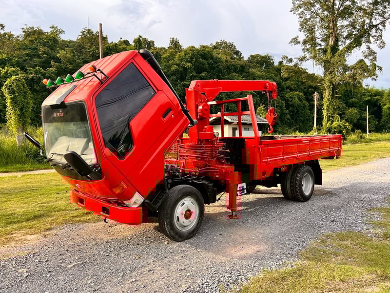 TOYOTA DYNA เครื่อง 14B  ติดเครน TADANO 2.5 ตัน  3 ปลอก 