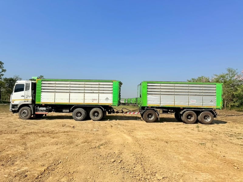 UD Truck CWE 390 ทะเบียน AP69 - 67-2158 , 67-2162 กท