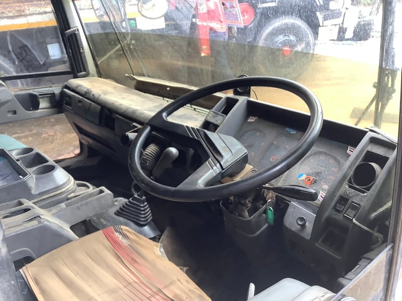 หัวเก๋งHino10ล้อไฮเทค เก่า เดิมๆขายตามสภาพ  