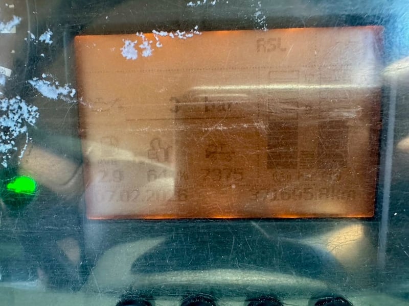 UD Truck CWE 350 ทะเบียน AP76 - 67-2573 , 67-2574