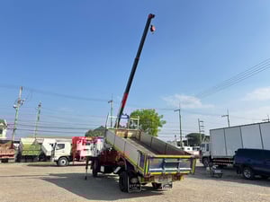 HINO MEGA175 ปี60 ดั้ม เครน ยูนิค 3.4ตัน 3ปอก กระบะดั้ม 5.20เมตร กว้าง 2.20เมตร 