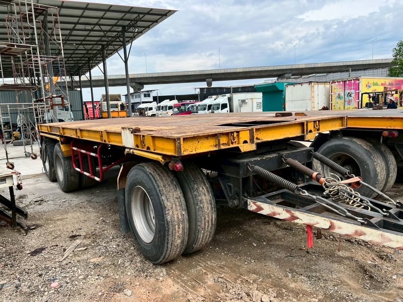 ลูกพ่วงพื้นเรียบ 3เพลาปี 57, 59 ยาว 7.45 ม. กว้าง 2.5 ม. 