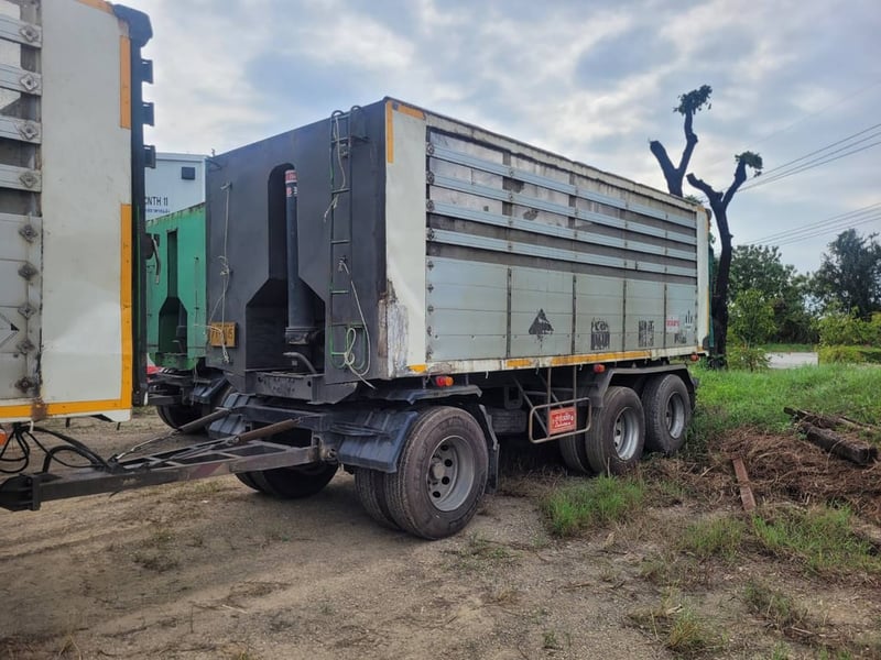 HINO Victor 500 EURO 3 ทะเบียน 71-1211 พ่วง 71-1145