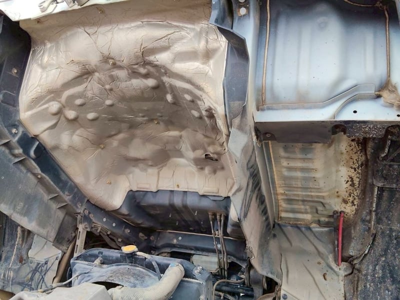 รถเครน HINO FC 155 ปี 63 กระบะดั้ม  ราคา 990,000 บาท 