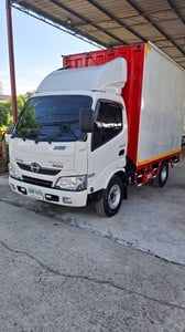 Hino 136แรง ตู้ทึบ ปี 67 Hino 136แรง ตู้ทึบ ปี 67
