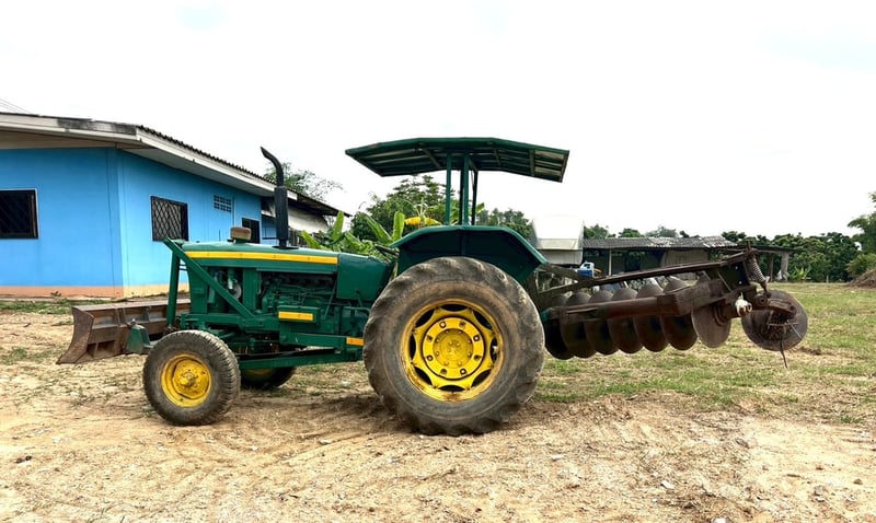 JOHN DEERE พร้อมใช้งาน ราคาถูก JOHN DEERE พร้อมใช้งาน ราคาถูก