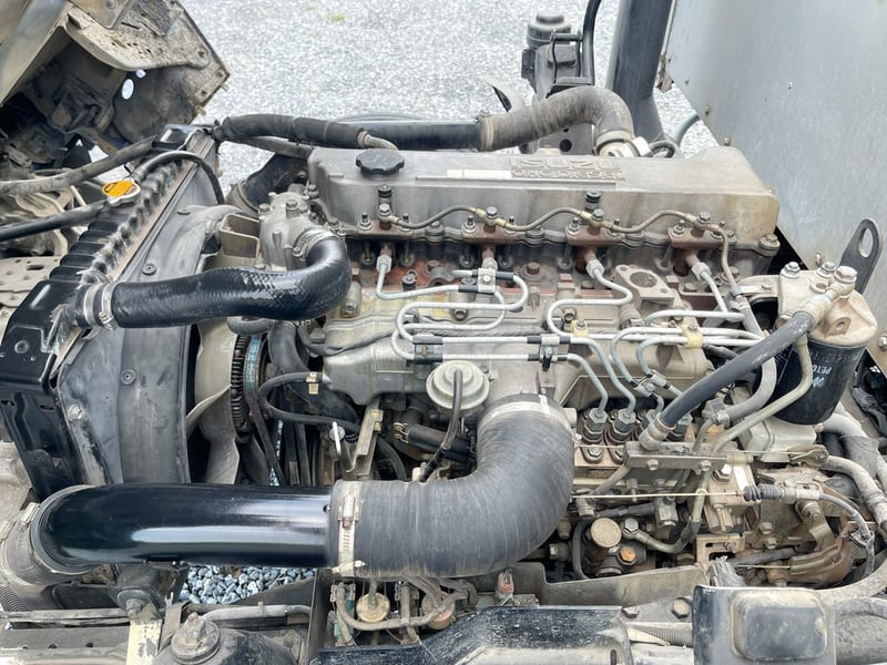 6 ล้อตู้แห้ง ISUZU NQR ปี 2547 เครื่อง 150