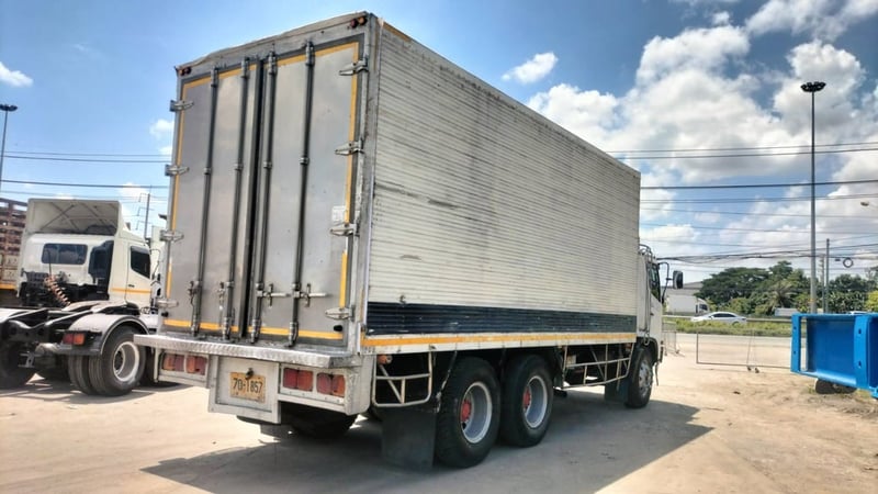 HINO สิบล้อ ตู้ห้องเย็น ฮีโน่เมก้า 260แรง เพลาเดียว รถบรรทุก 10ล้อ ตู้เย็น ปี2010