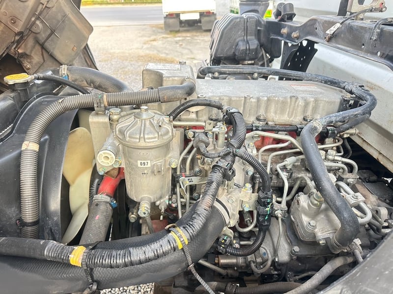 Hino mega 175 ปี62 ไมล์ 11x,xxx km กระบะคอก