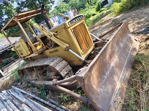 KOMATSU D50A รถดันดินรุ่นคลาสสิก KOMATSU D50A รถดันดินรุ่นคลาสสิก