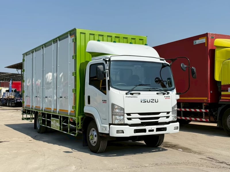 ISUZU FRR 210 ปี 63 ตู้ 10 บาน พร้อมใช้งาน ISUZU FRR 210 ปี 63 ตู้ 10 บาน พร้อมใช้งาน