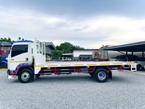 6 ล้อ ISUZU FRR 210 แรงเทอร์โบ ปี 2554 ยาว 5.60 กว้าง 2.45 เมตร 